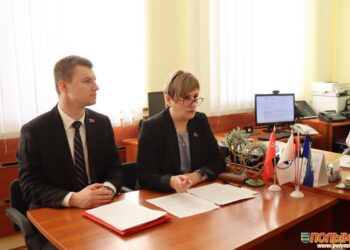 Начальник отдела экономики Кореличского райисполкома Татьяна Бусько встретилась с работниками Белагропромбанка