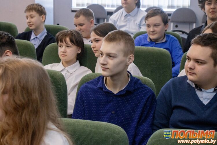 Журналисты газеты «Полымя» встретились со школьниками