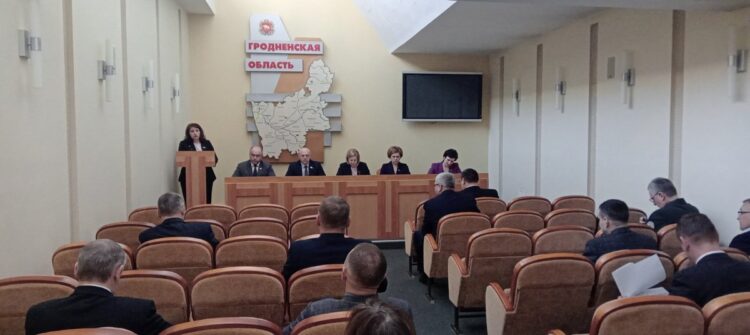 Члены Совета Республики Павел Ошурик и Андрей Жамойда приняли участие в заседании Президиума Гродненского областного Совета депутатов