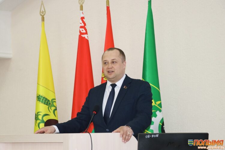 Председатель Кореличского райисполкома Александр Курило пообщался со студентами БГСА в Горках