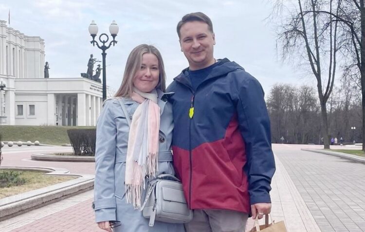 «Нас приняли как своих»: сибирская семья о жизни в Кореличском районе и настоящем единстве