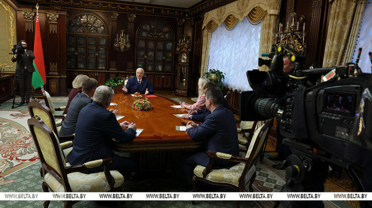 Александр Лукашенко рассказал, как идет подготовка «большой сделки» с США