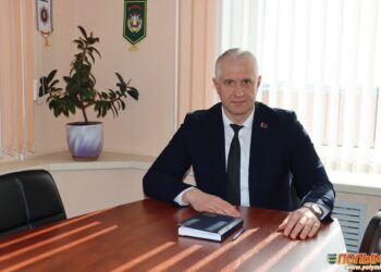 Замначальника УВД Максим Рудый провел прием граждан в Кореличах