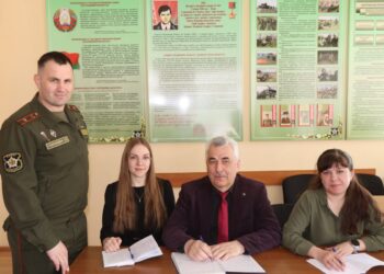 В День сотрудников военных комиссариатов узнали, чем живет военкомат в Кореличах сегодня