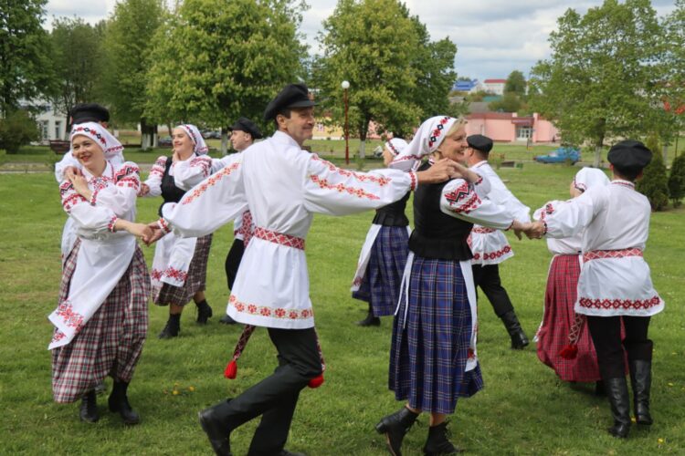 Гродненская кадриль, частью которой является Тудоровская кадриль Кореличского района, получила статус историко-культурной ценности