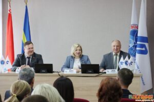 Председатель Гродненского областного Совета депутатов Елена Пасюта провела Единый день информирования в Кореличах