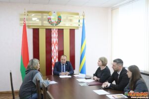 Председатель Кореличского райисполкома Александр Курило провел прием граждан