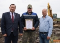 Первый заместитель председателя Кореличского райисполкома Евгений Бусько поздравил мелиораторов с профессиональным праздником
