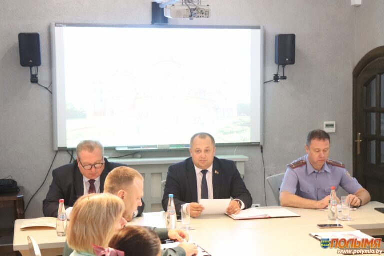 В Кореличском районе проходит единый день информирования населения. Главная тема — 85 лет с начала Великой Отечественной войны