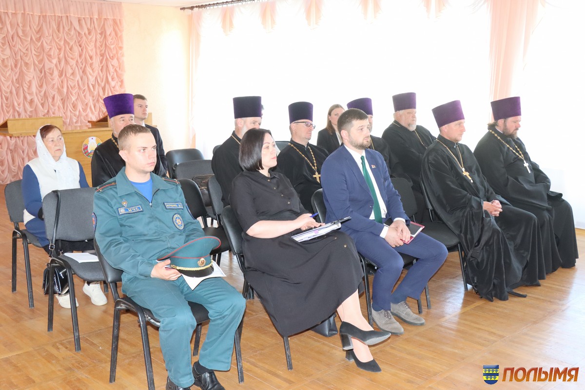 В Кореличском районе обсудили соблюдение законодательства о свободе совести и религиозных организациях