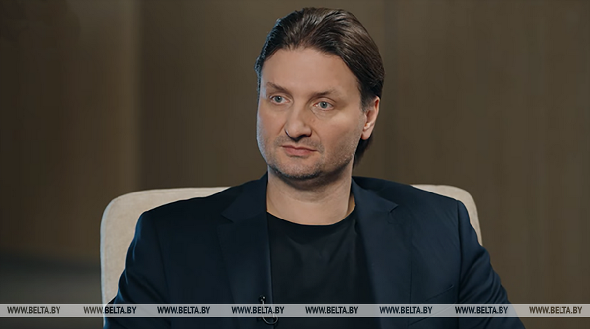 Александр Лукашенко поздравил народного артиста России Эдгарда Запашного с 50-летием