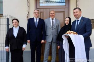 Наталья Кочанова посетила детский дом семейного типа в Гродно