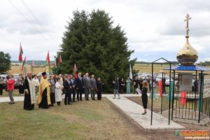 В Кореличском районе на поле Героя Советского Союза Яна Фогеля открыли часовню-мемориал
