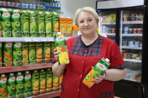 Прадавец магазіна «Прадукты» Святлана Гейс: «Наша візітная картка — ветлівая ўсмешка і добрае слова»