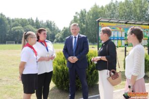 Руслан Абрамчик встретился с трудовым коллективом ДОЛ «Вясёлка» в рамках единого дня информирования