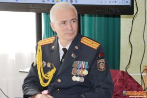 Начальника Кореличского отдела Департамента охраны МВД Максима Свирида торжественно проводили на заслуженный отдых