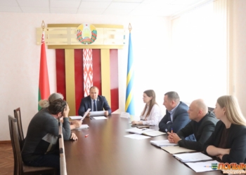Председатель Кореличского райисполкома Александр Курило провел личный прием граждан