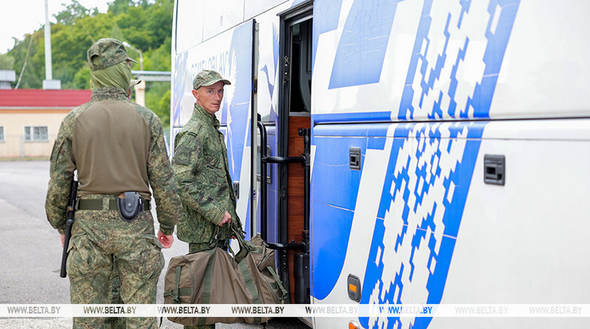 «Скорее обнять родных». Обмен военнопленными между Россией и Украиной провели на территории Беларуси
