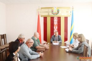 Председатель Кореличского райисполкома Александр Курило провел прием граждан
