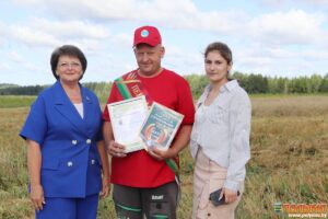 На Кореличчине чествуют передовиков уборочной кампании