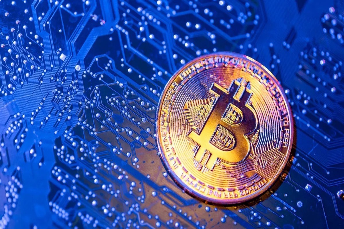 Биткоин обвалился после взлома крупнейшей криптобиржи