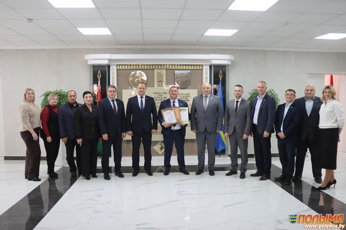 Первого заместителя председателя Кореличского райисполкома Евгения Бусько торжественно проводили на новую должность