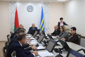 На планерке у председателя райисполкома: все тонкости диспансеризации, обеспеченность кадрами и подготовка лагеря «Вясёлка» к летним каникулам