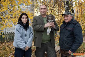 От обочины до спасения: как житель Полужья помог раненому канюку