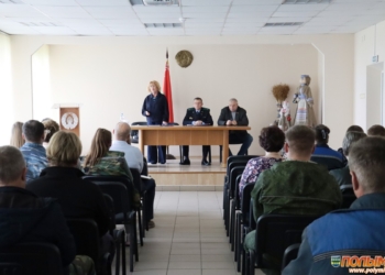 В Кореличском районе состоялся выездной правовой прием профсоюзных юристов
